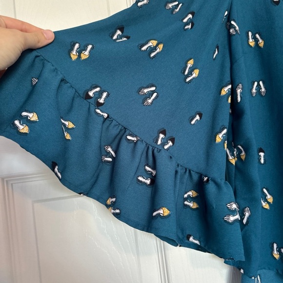 Apt. 9 Top - Picture 3 of 4